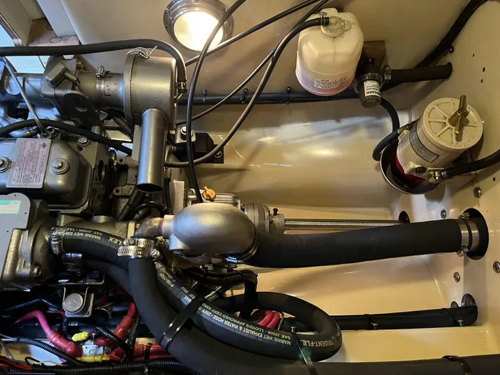 "into The Mystic" Yacht Photos Pics 