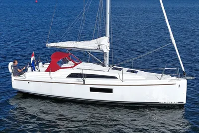 2023 Beneteau Oceanis 30.1
