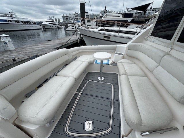 2009 Tiara Yachts 47 