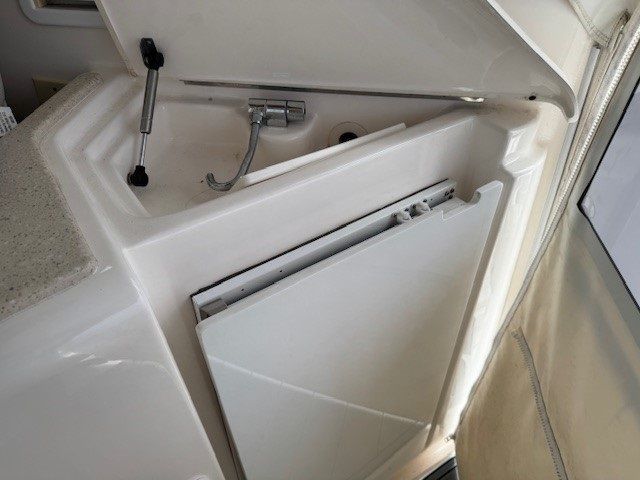 2009 Tiara Yachts 47 