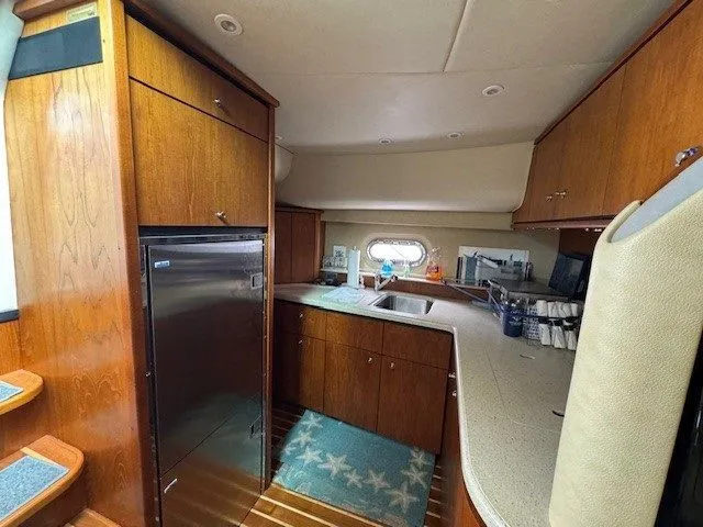  Yacht Photos Pics 2009 TIARA YACHTS 4300 SOVRAN - Image 27