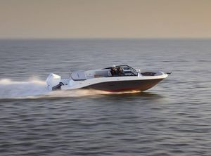 2023 Sea Ray 230 SPX HB