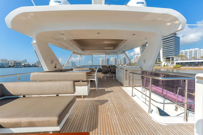 Extreme Yacht Photos Pics 