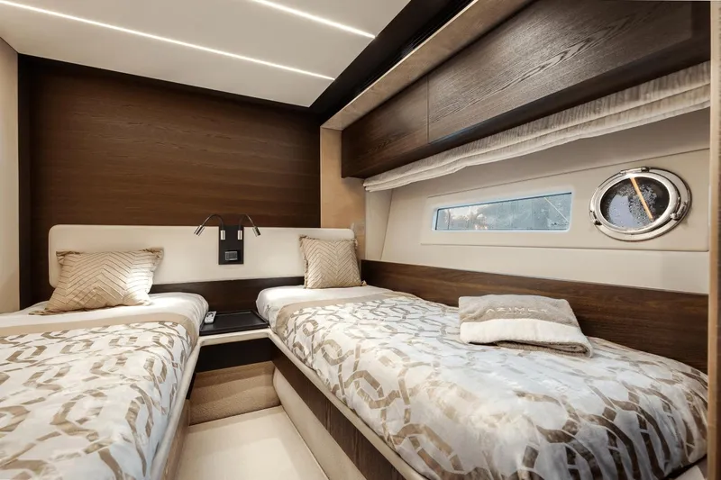 Extreme Yacht Photos Pics 