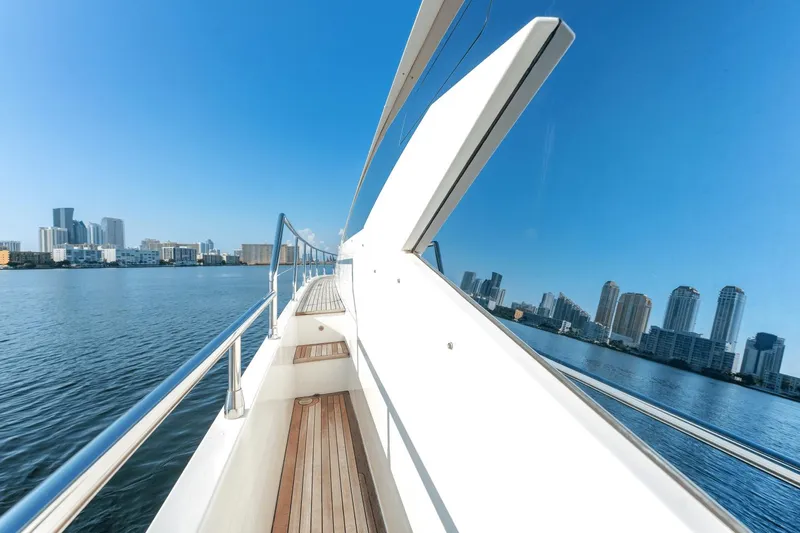 Extreme Yacht Photos Pics 