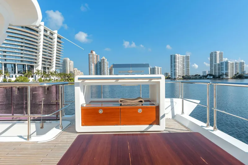 Extreme Yacht Photos Pics 