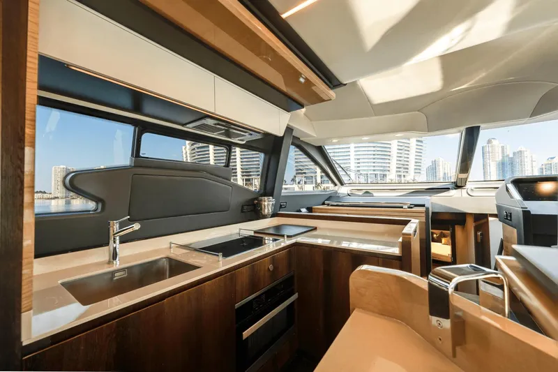 Extreme Yacht Photos Pics 