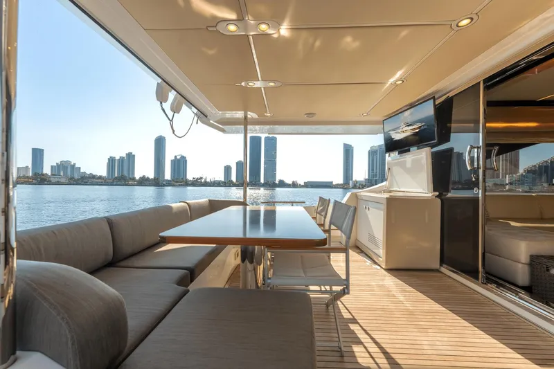 Extreme Yacht Photos Pics 