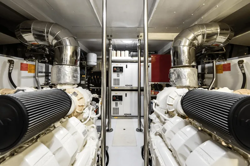 Extreme Yacht Photos Pics 