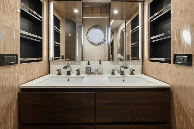 Extreme Yacht Photos Pics 