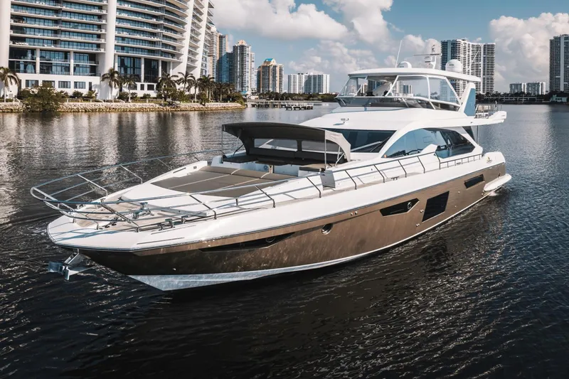 Extreme Yacht Photos Pics 