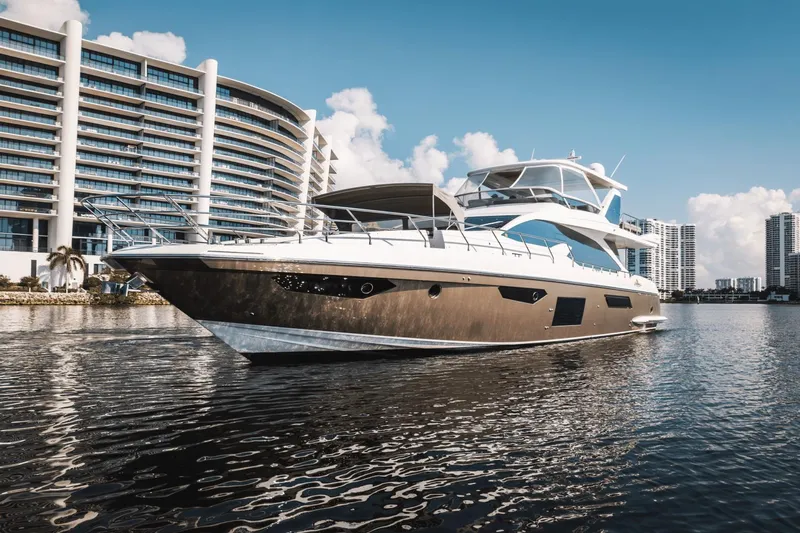 Extreme Yacht Photos Pics 