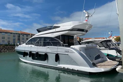 2023 Azimut Fly 53