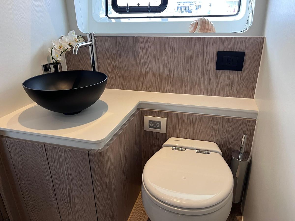 2023 Azimut 55 