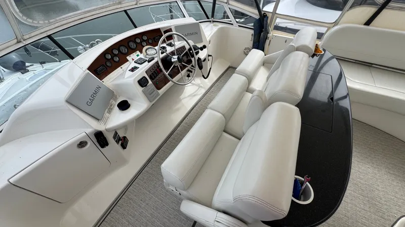 Annie B Yacht Photos Pics Flybridge Helm