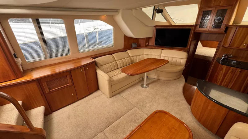 Annie B Yacht Photos Pics Salon looking forward port