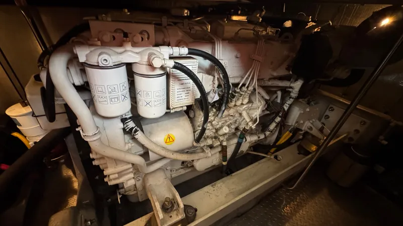 Annie B Yacht Photos Pics Engine Room