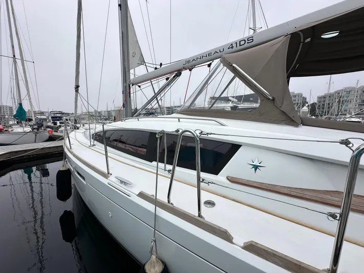 Into The Mystic Yacht Photos Pics 