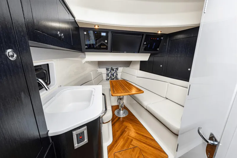 The Long Way Yacht Photos Pics 