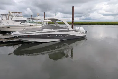 Crownline Eclipse E305 XS