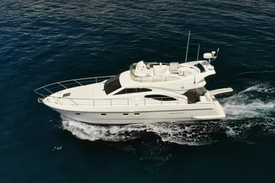 Ferretti Yachts 430