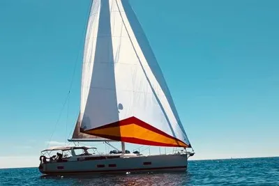 2015 Beneteau Oceanis 55