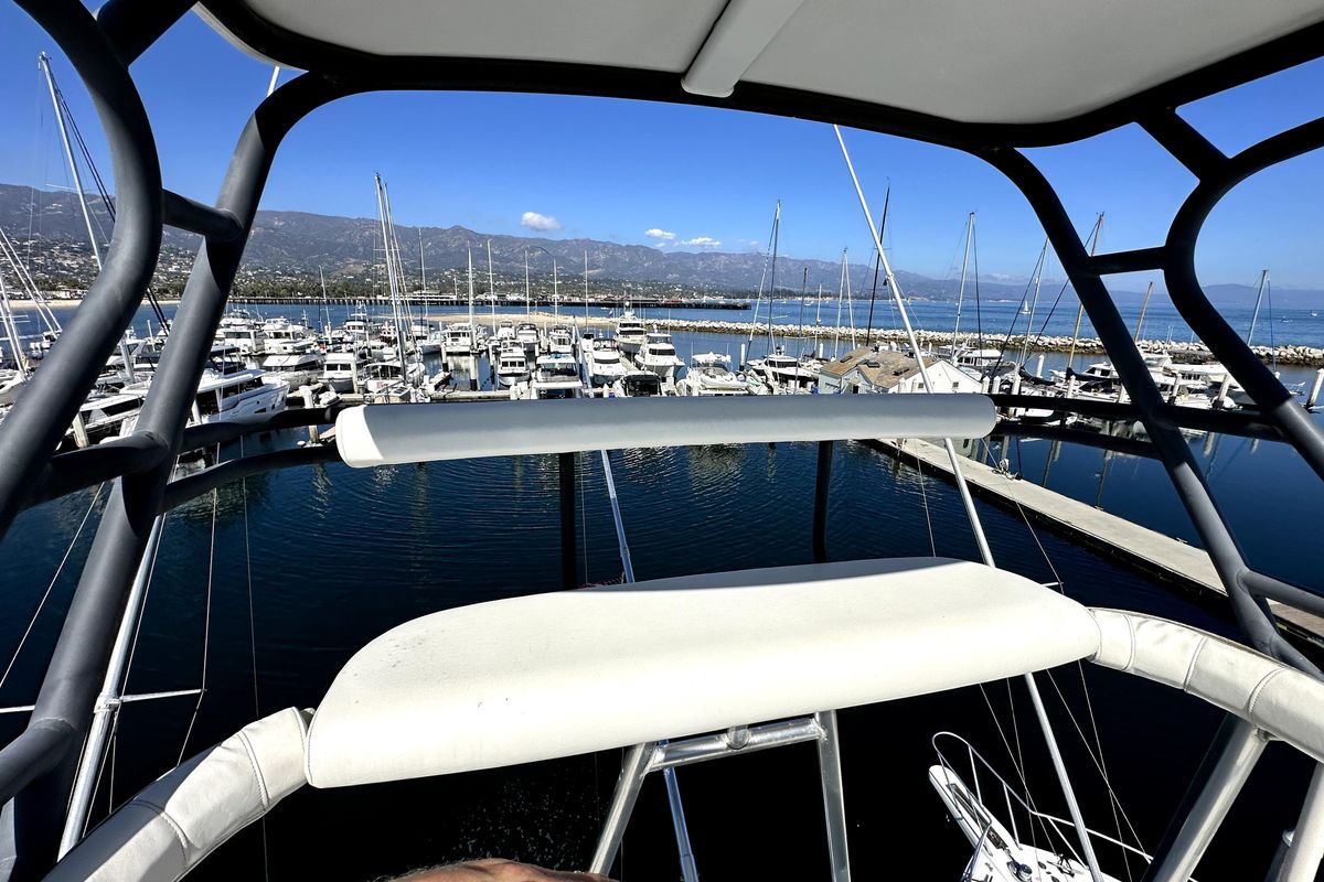 2003 Viking 63 