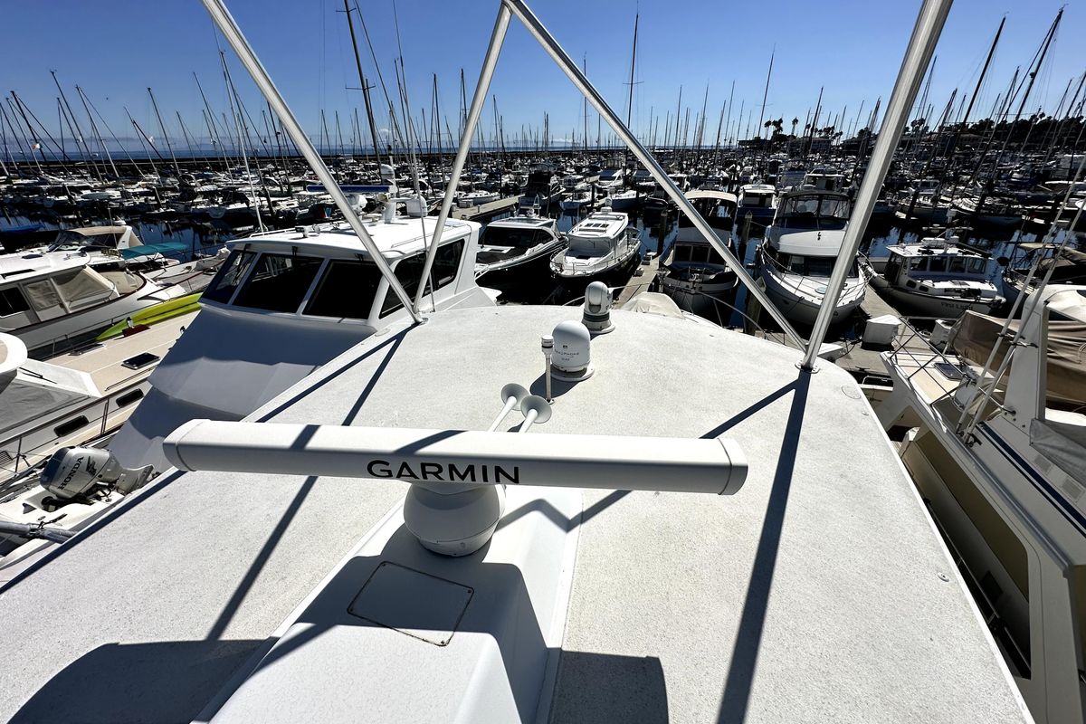 2003 Viking 63 