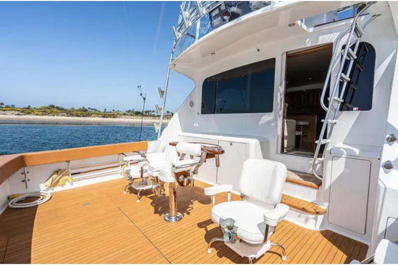 Reel Inn Yacht Photos Pics Aft deck with fighting chairs