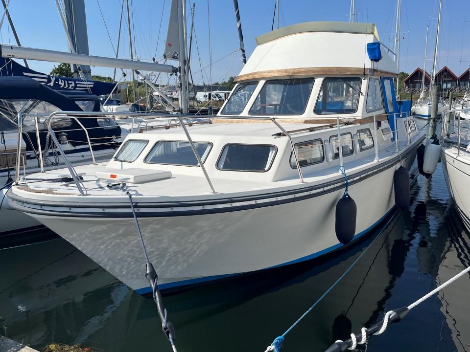 Jupiter 33 Flybridge 1977 10m