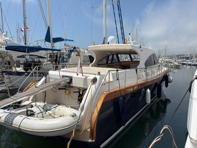 Yacht