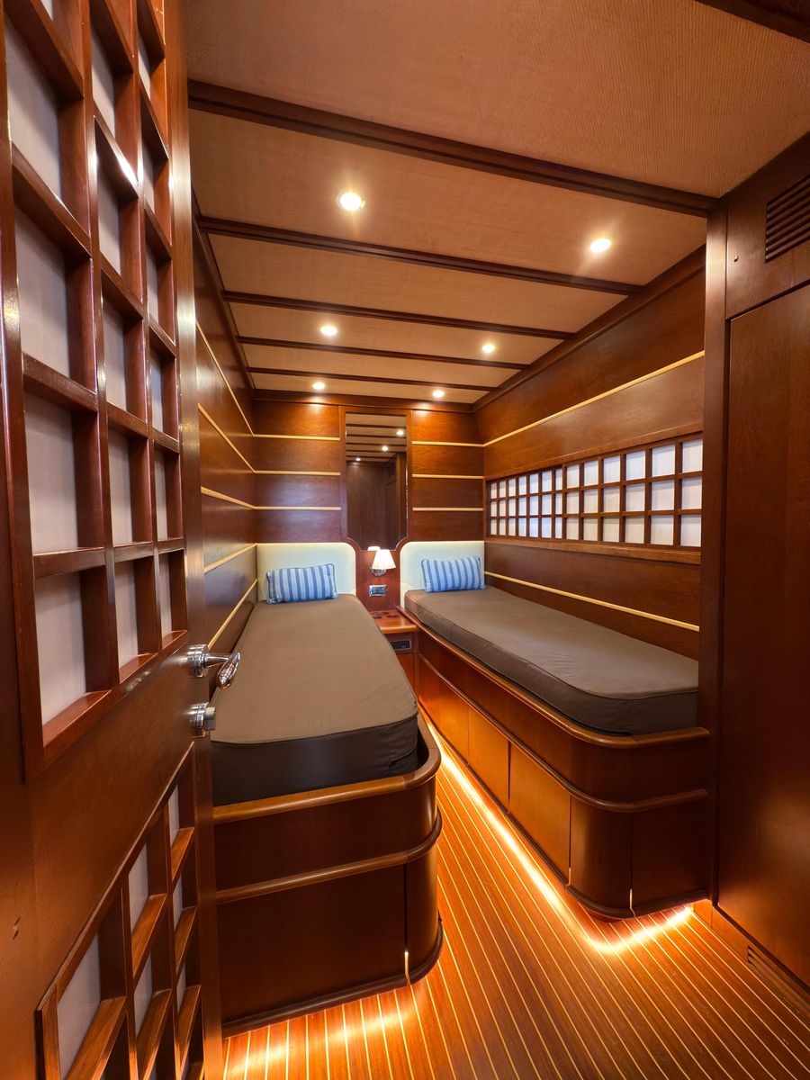2005 Navalia 59 