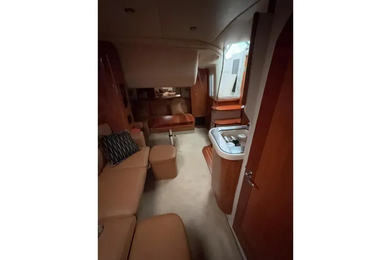  Yacht Photos Pics Interior of 2007 Four Winns 378 Vista yacht with cozy seating and kitchenette.