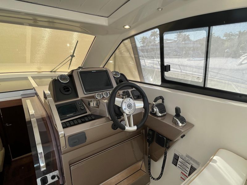 2016 Galeon 385 HTS