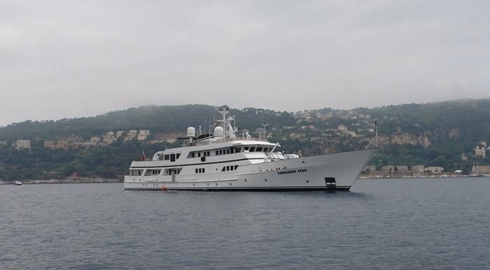1982-175-6-husumer-schiffswerft-displacement-twin-screw-motor-yacht