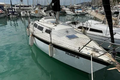 1977 Dufour 28