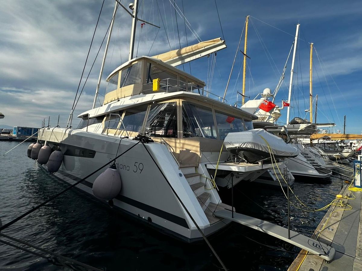 2024 Fountaine Pajot 61 