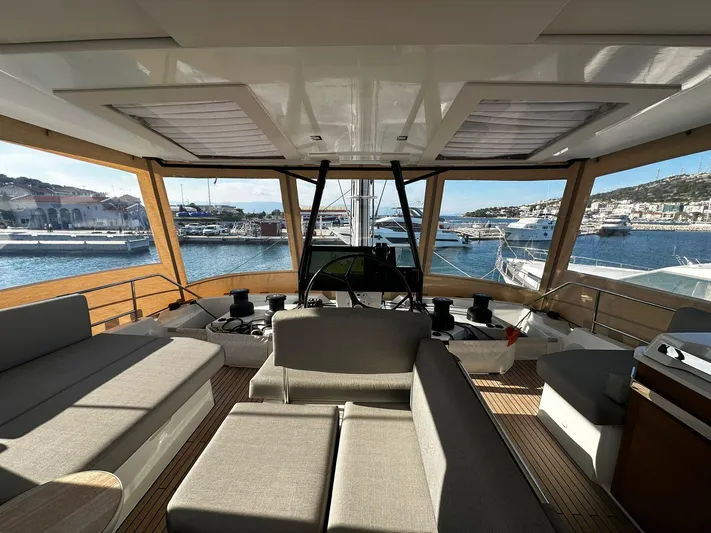 Isola Yacht Photos Pics fountaine pajot samana 59 fly