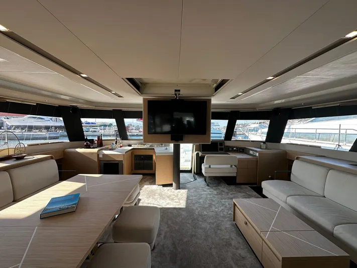 Isola Yacht Photos Pics fountaine pajot samana 59 saloon