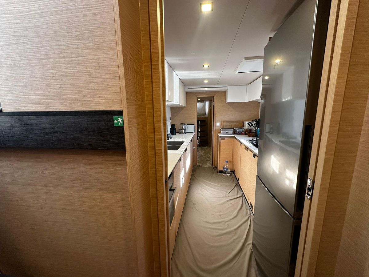 2024 Fountaine Pajot 61 
