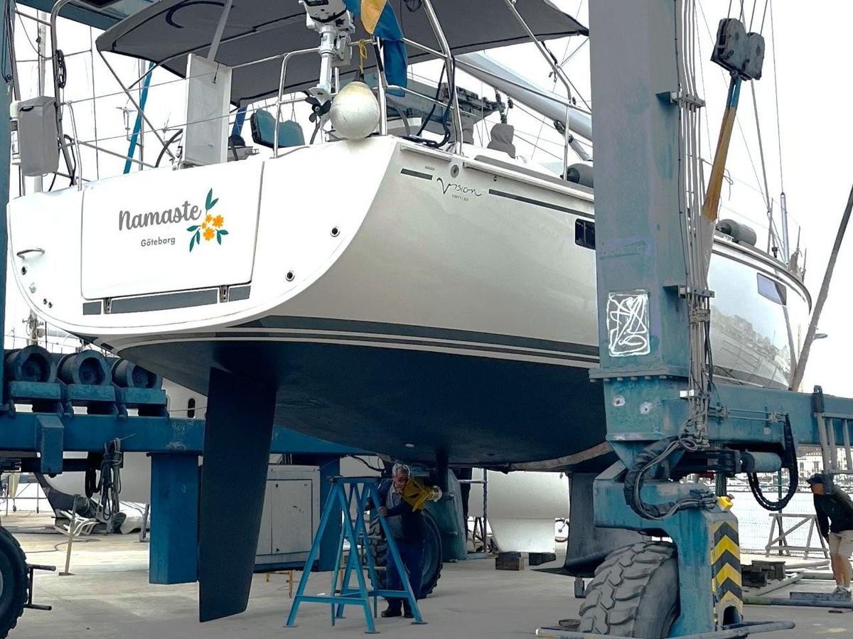 2017 Bavaria 46 