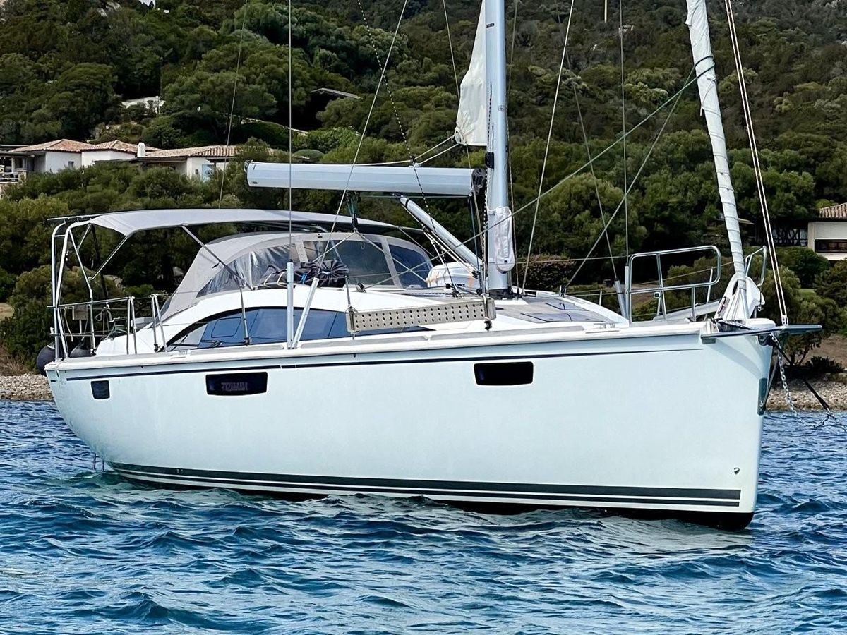 2017 Bavaria 46 