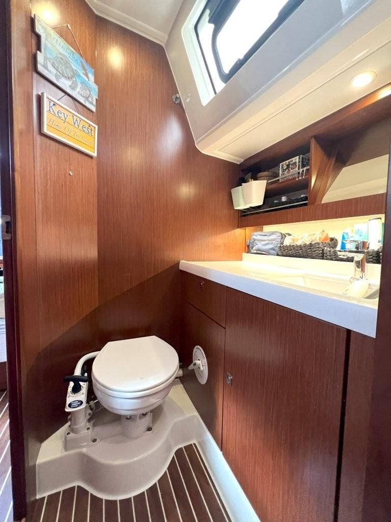 2017 Bavaria 46 