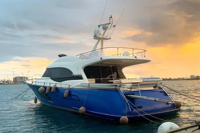 2012 Mochi Craft Dolphin 74 Cruiser
