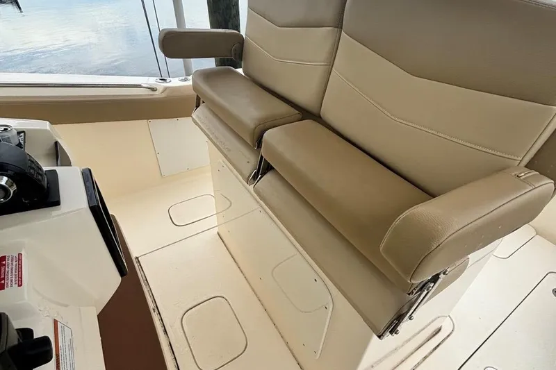 The Last Resort Yacht Photos Pics 