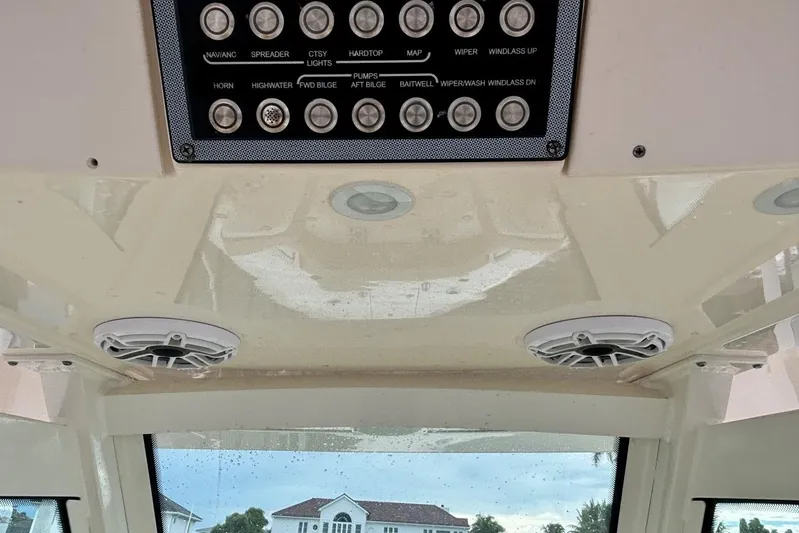 The Last Resort Yacht Photos Pics 