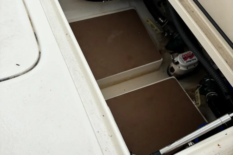 The Last Resort Yacht Photos Pics 