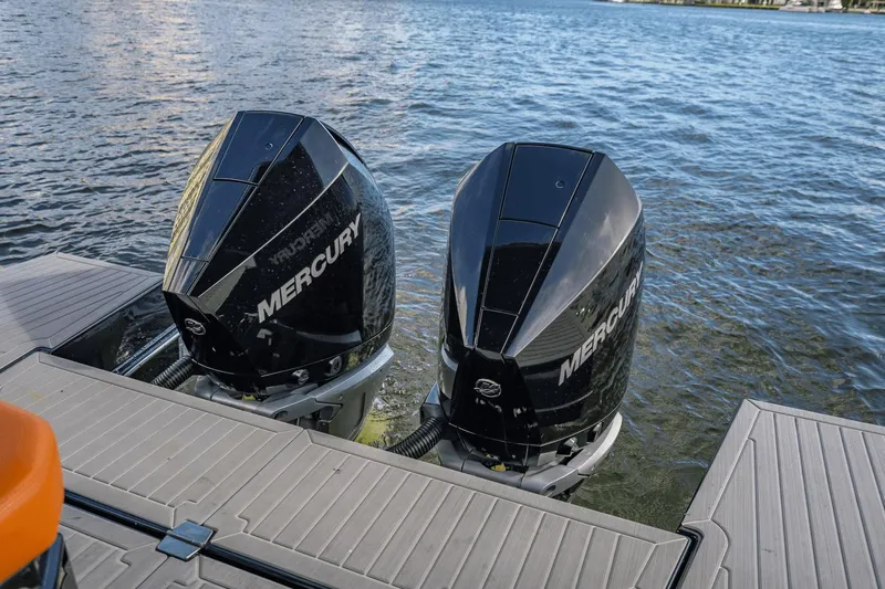 Lizzy Made It Happen Yacht Photos Pics 