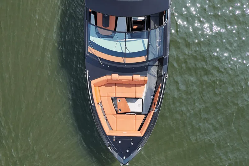 Lizzy Made It Happen Yacht Photos Pics 