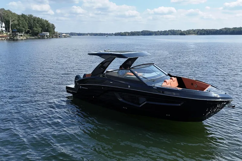 Lizzy Made It Happen Yacht Photos Pics 